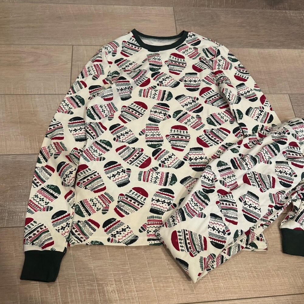 BURTS BEES BABYS WOMENS XS MITTEN RED AND GREEN ORGANIC COTTON PAJAMAS